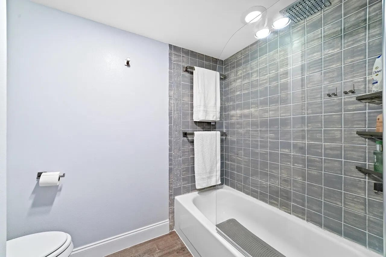 3132 SW 20TH Terrace 12B — photo 8