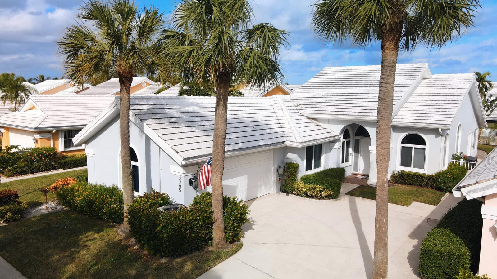 2295 Saratoga Lane, West Palm Beach, FL 33409