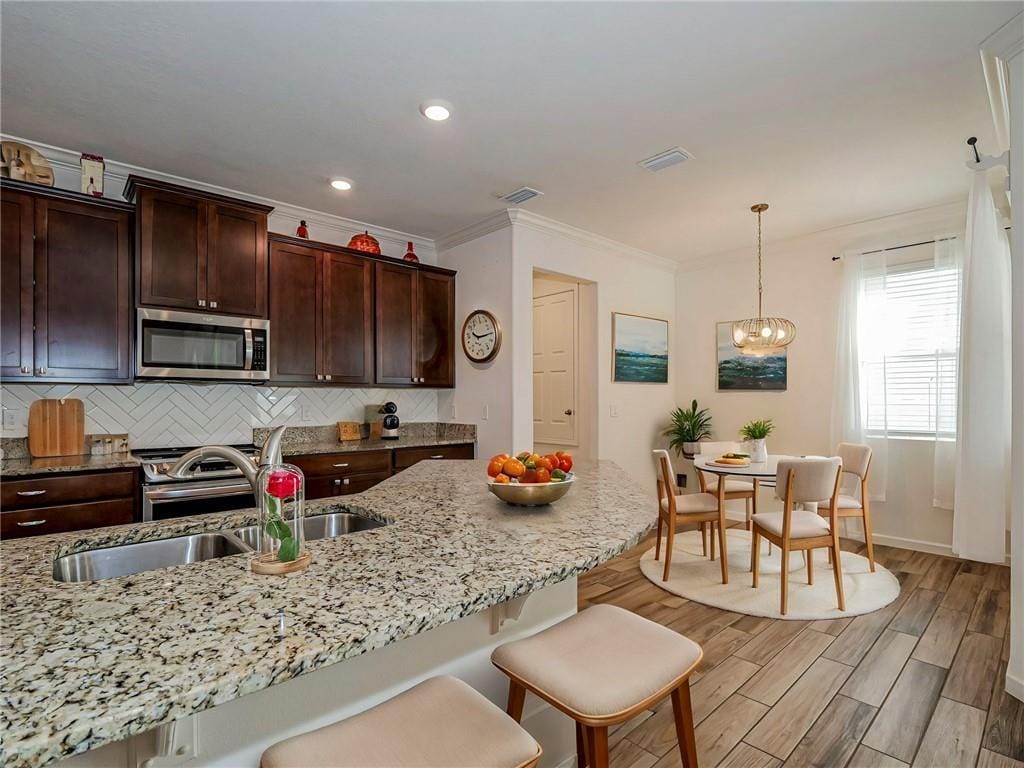 1465 CARRIAGE Court — photo 9