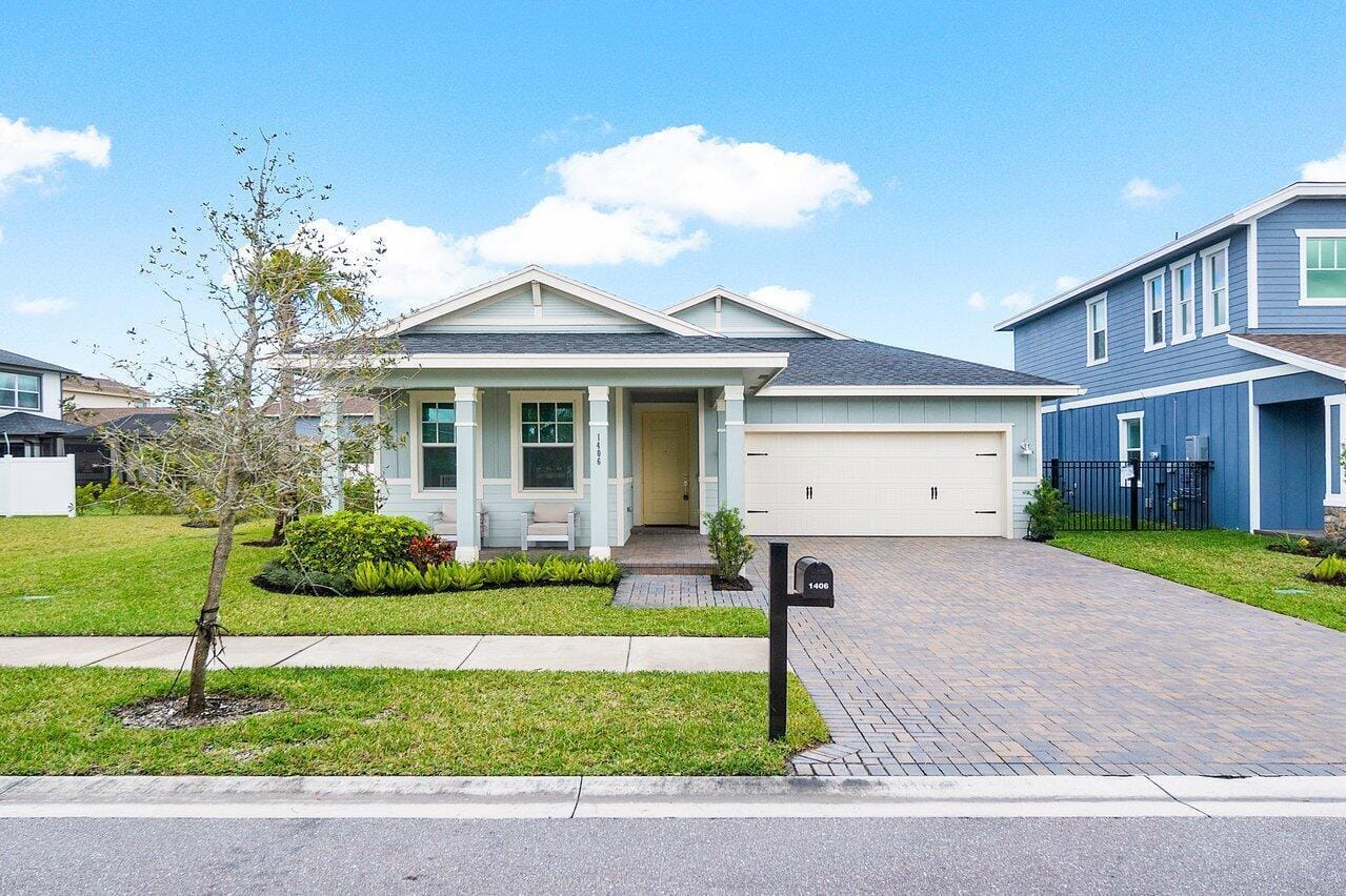 1406 Arrowhead Point Road, Loxahatchee, FL 33470