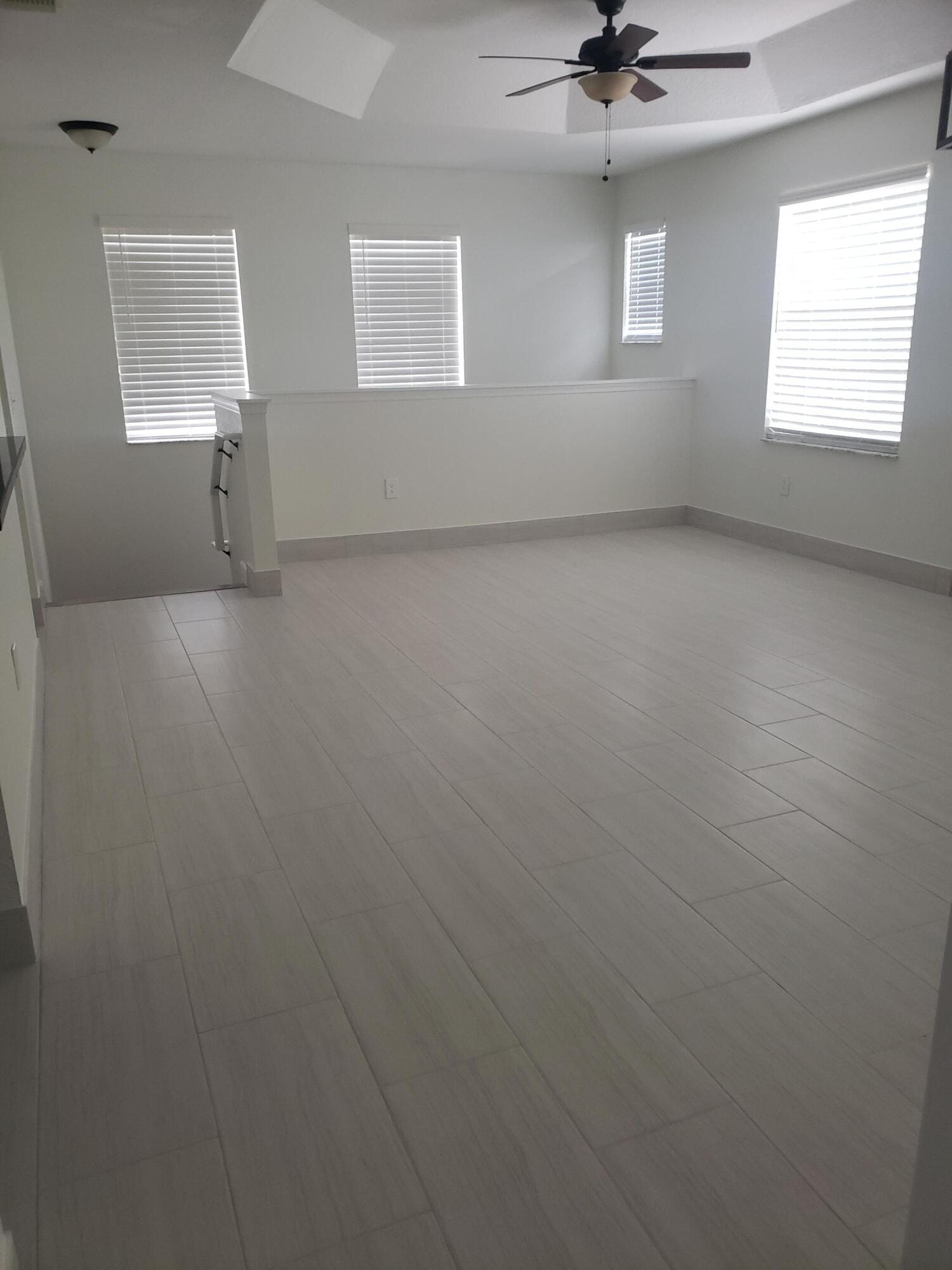 1101 BELMONT Place 1101 — photo 2