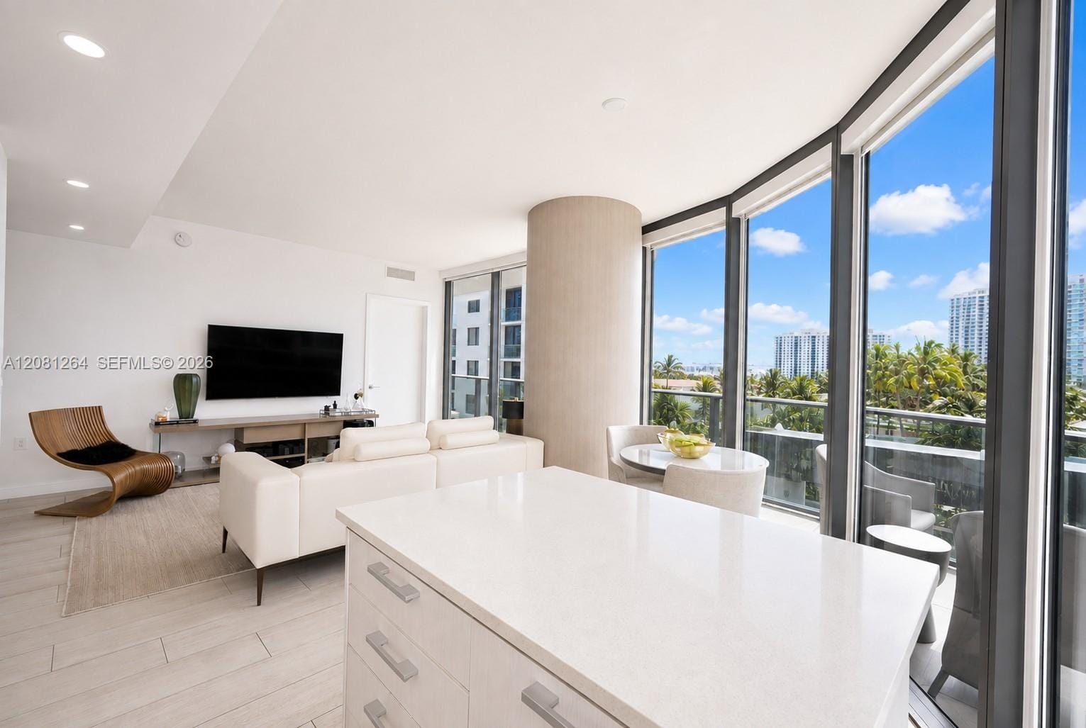 55 SW 9th Street 1001 — photo 7