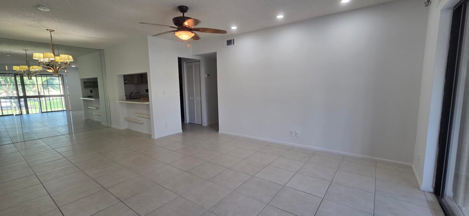 618 SEA PINE Way B2, Greenacres, FL 33415