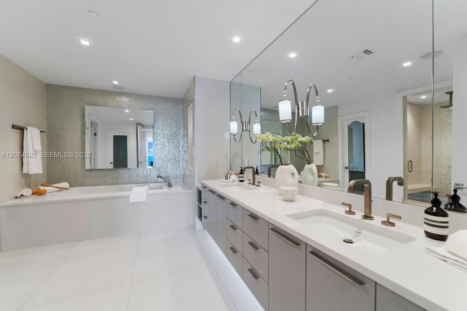 5959 Collins Avenue 1606, Miami Beach, FL 33140 photo 17