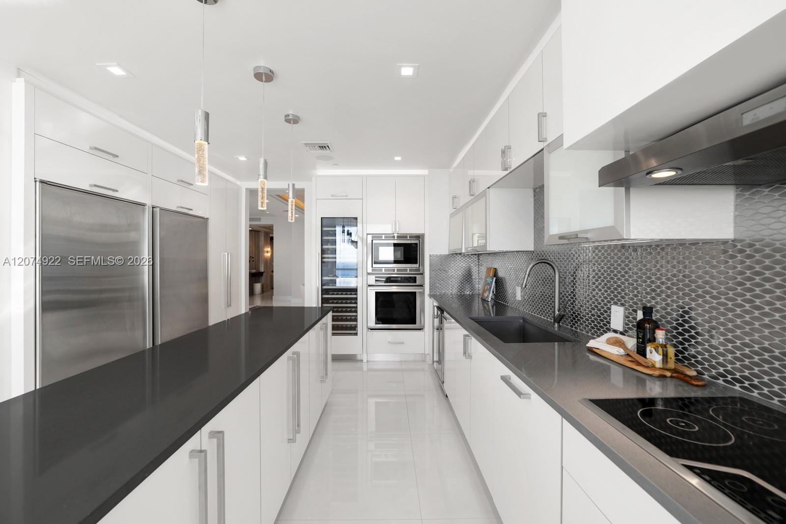 5959 Collins Avenue 1606 — photo 10