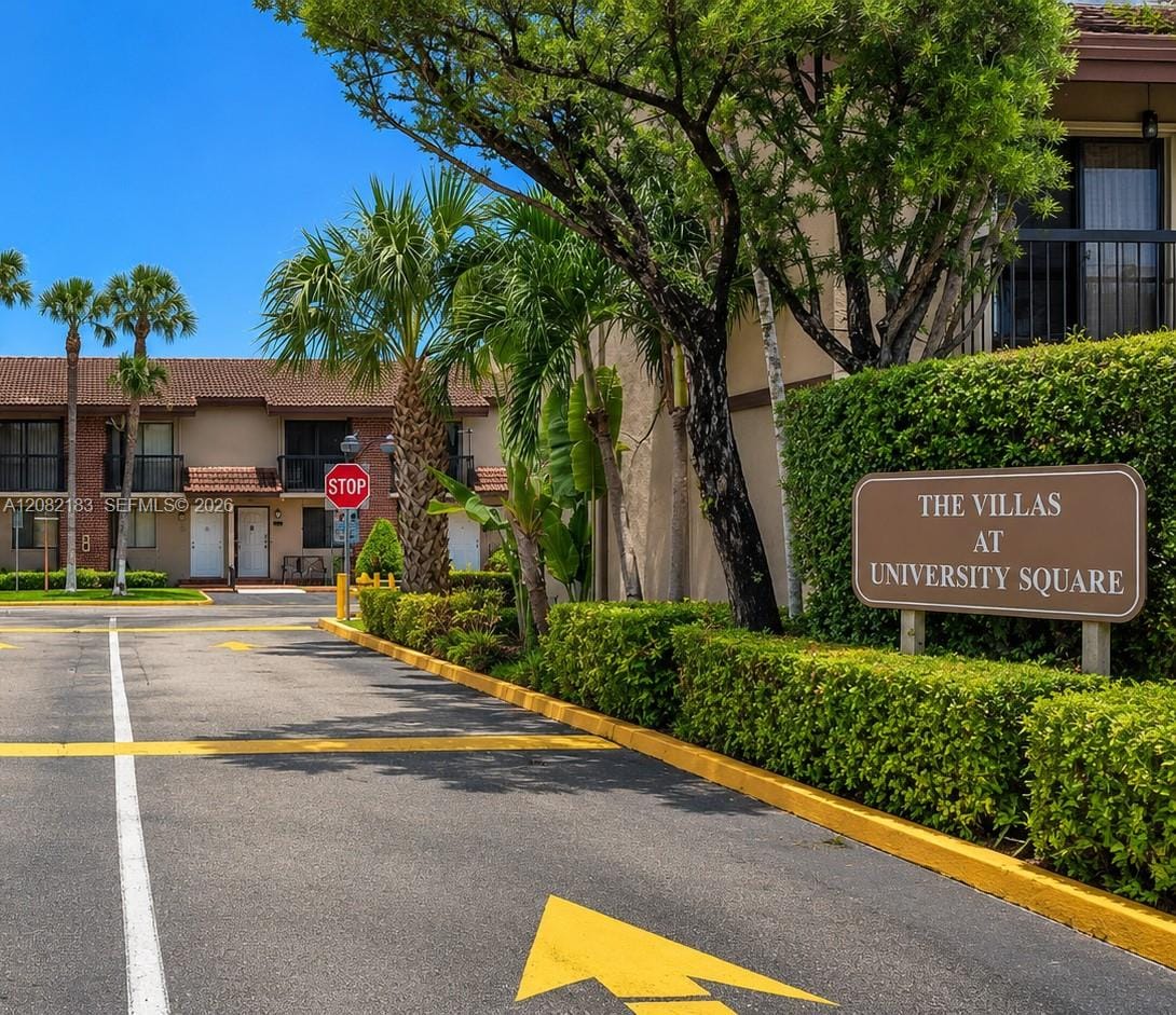 1811 SW 107th Avenue 2303, Miami, FL 33165