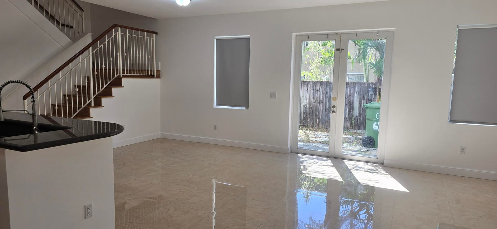 635 NE 11th Avenue — photo 12