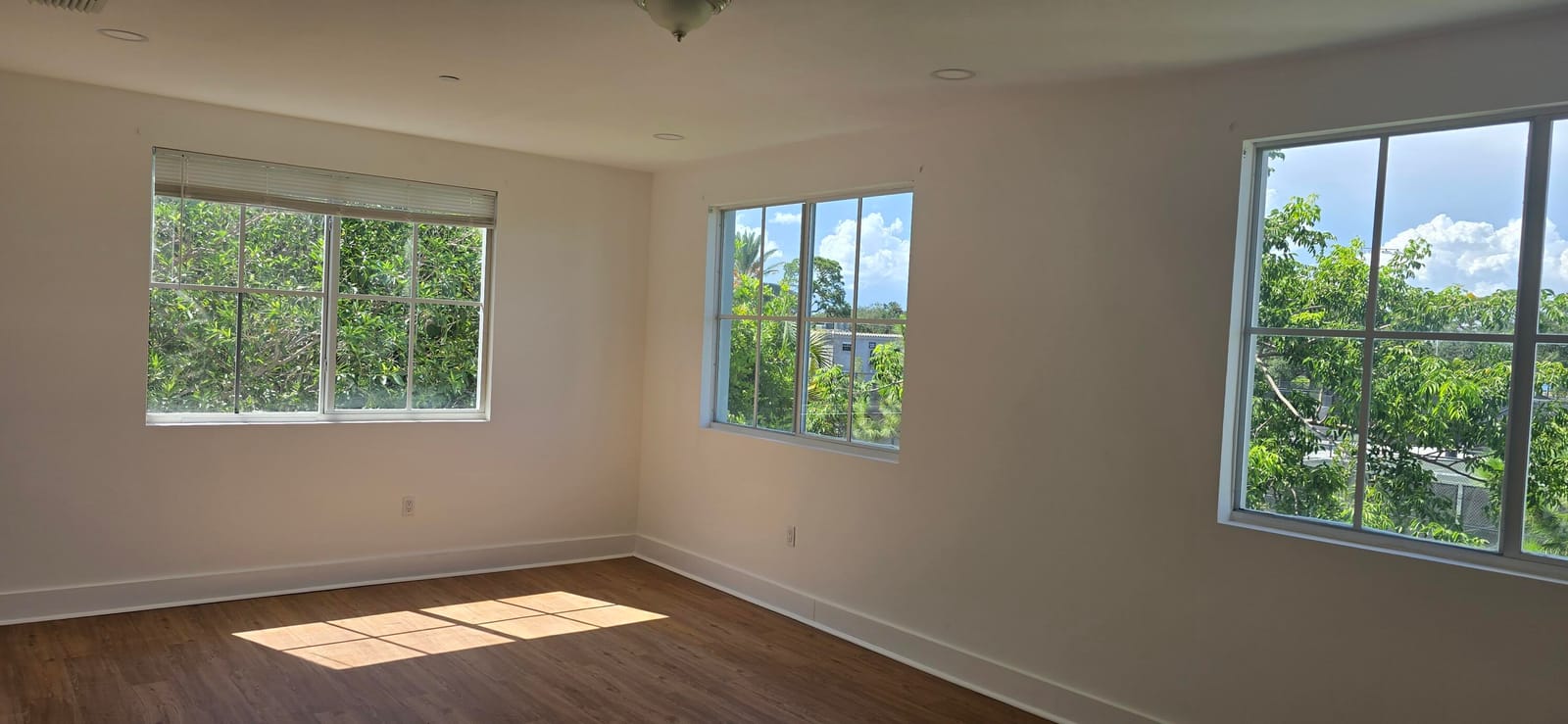 635 NE 11th Avenue, Fort Lauderdale, FL 33304 photo 15