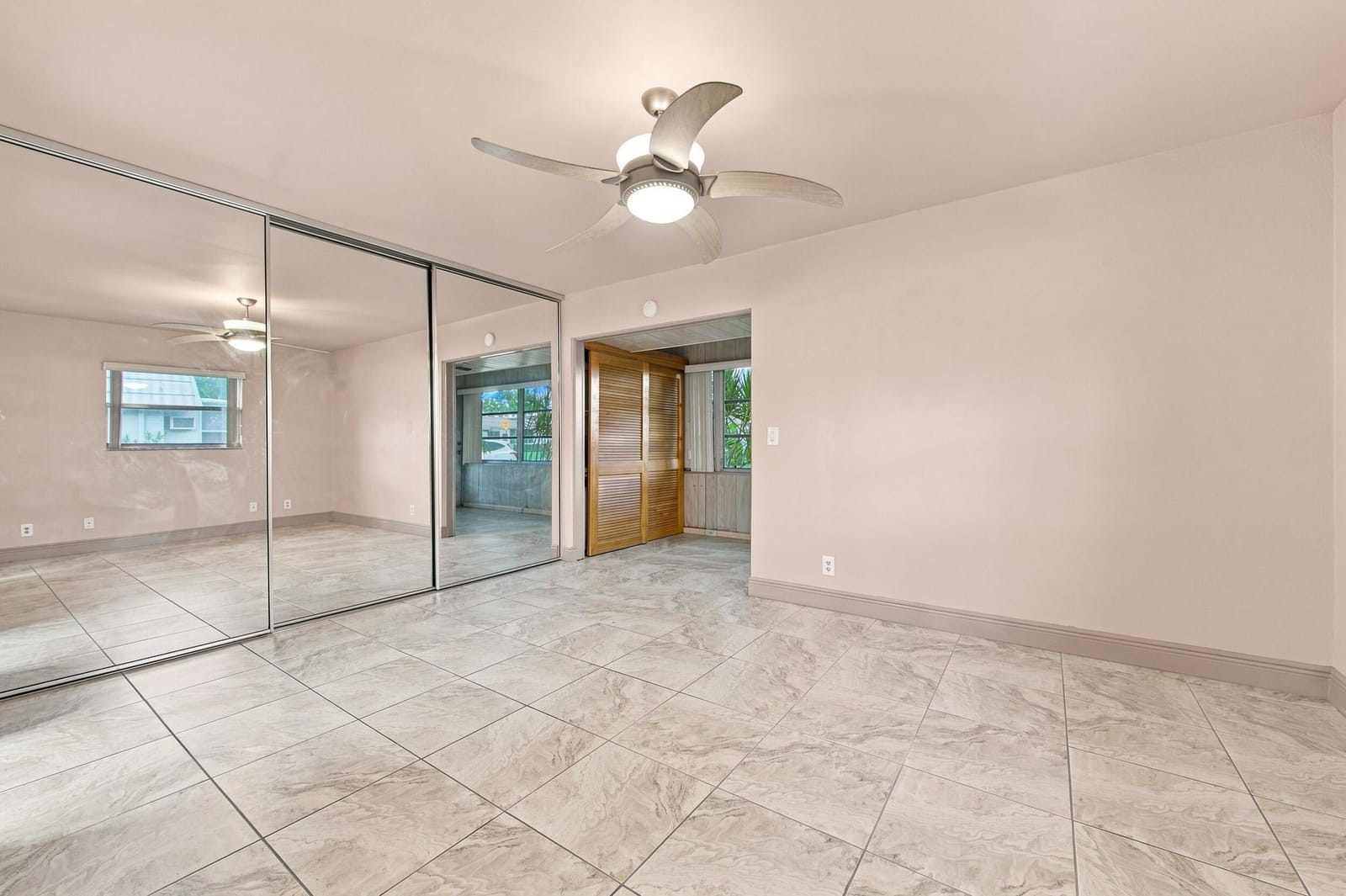167 Valencia G, Delray Beach, FL 33446 photo 15