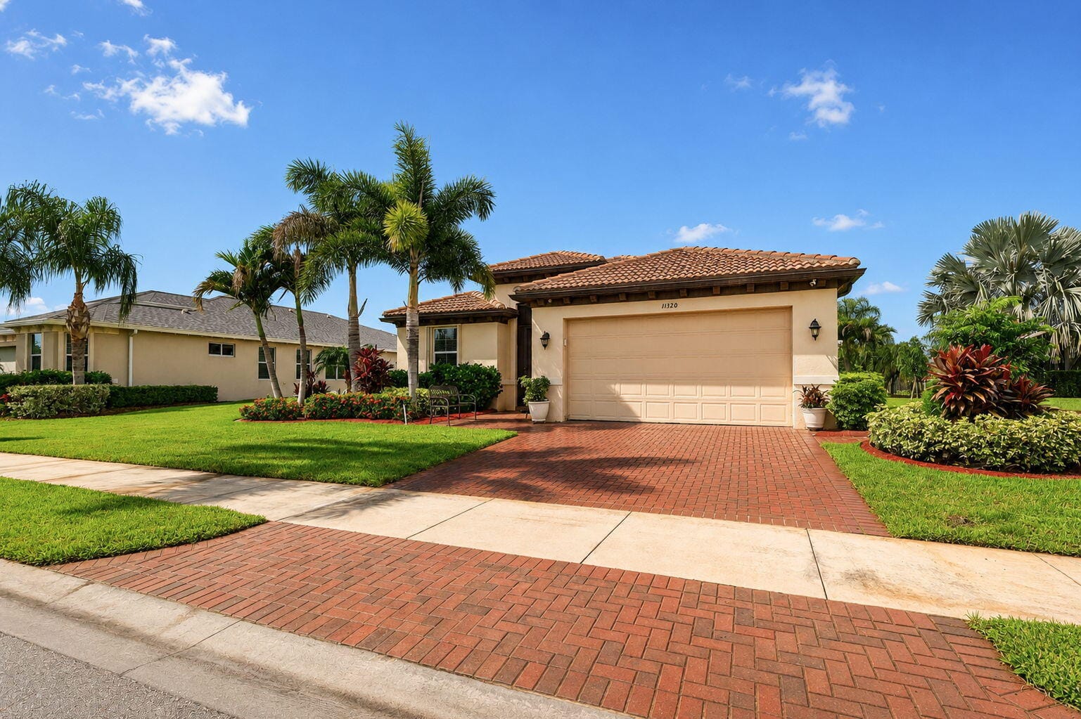 11320 SW Lake Park Drive — photo 2