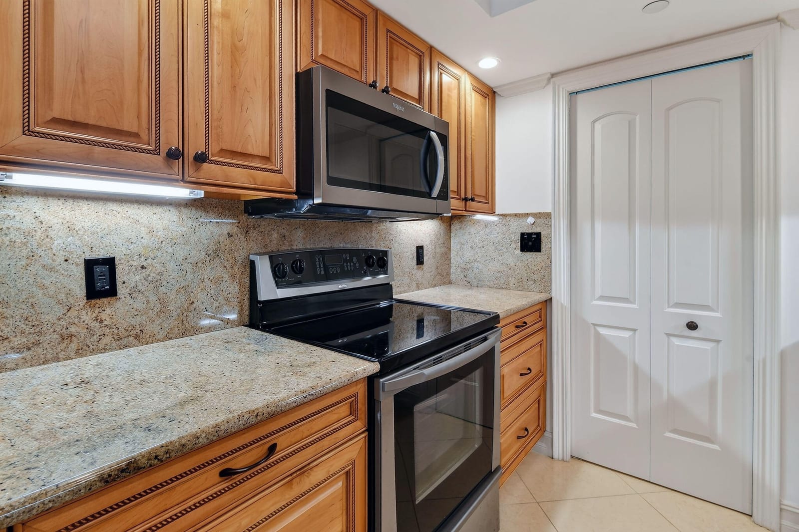 3000 N OCEAN Drive 8A, Singer Island, FL 33404 photo 16