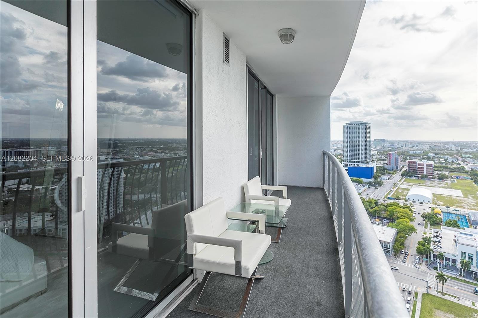 1750 N Bayshore Drive 3211 — photo 2