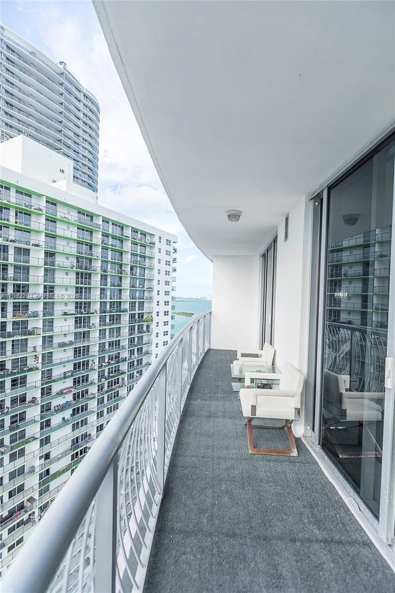 1750 N Bayshore Drive 3211 — photo 3