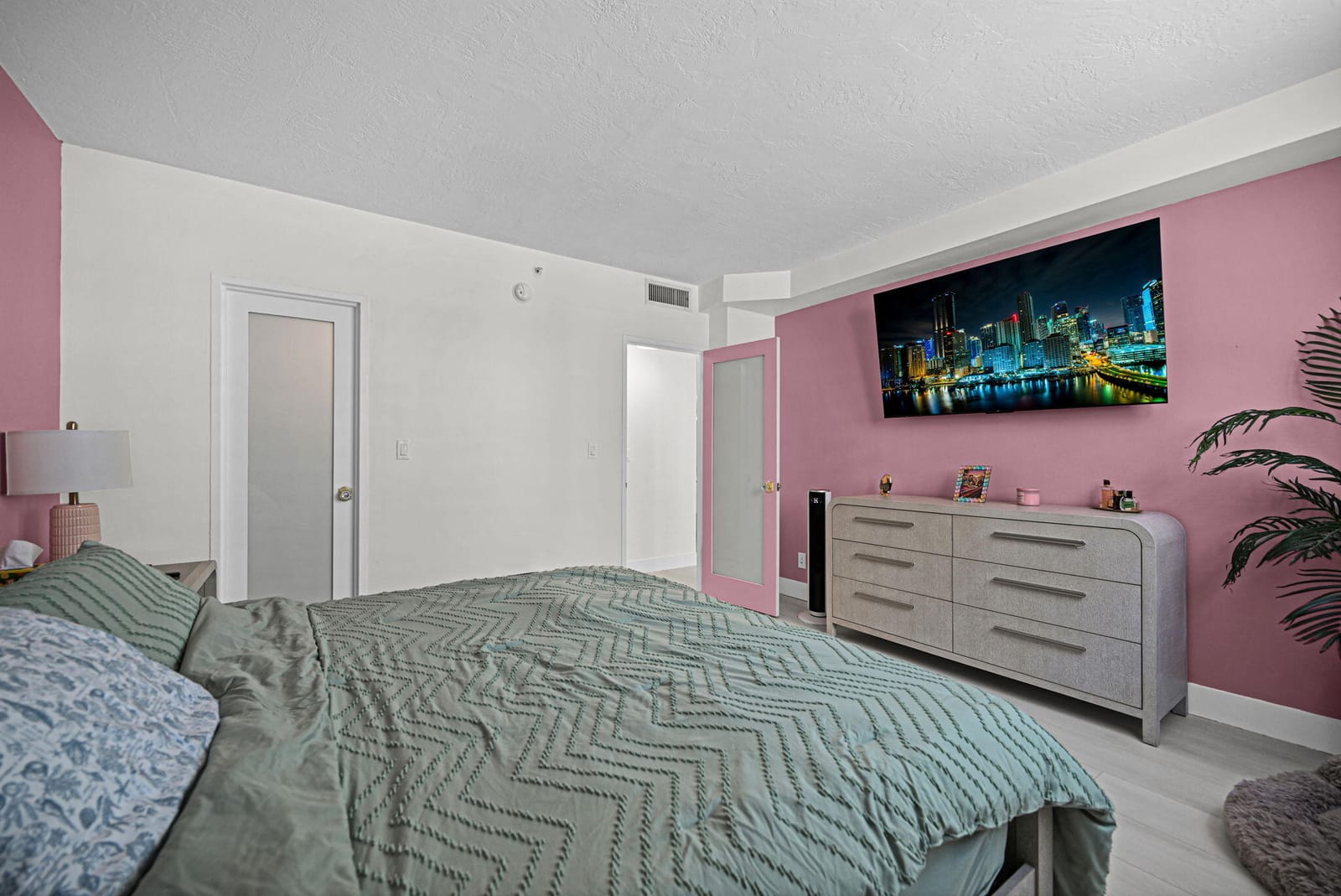 3001 S OCEAN Drive 403, Hollywood, FL 33019 photo 14