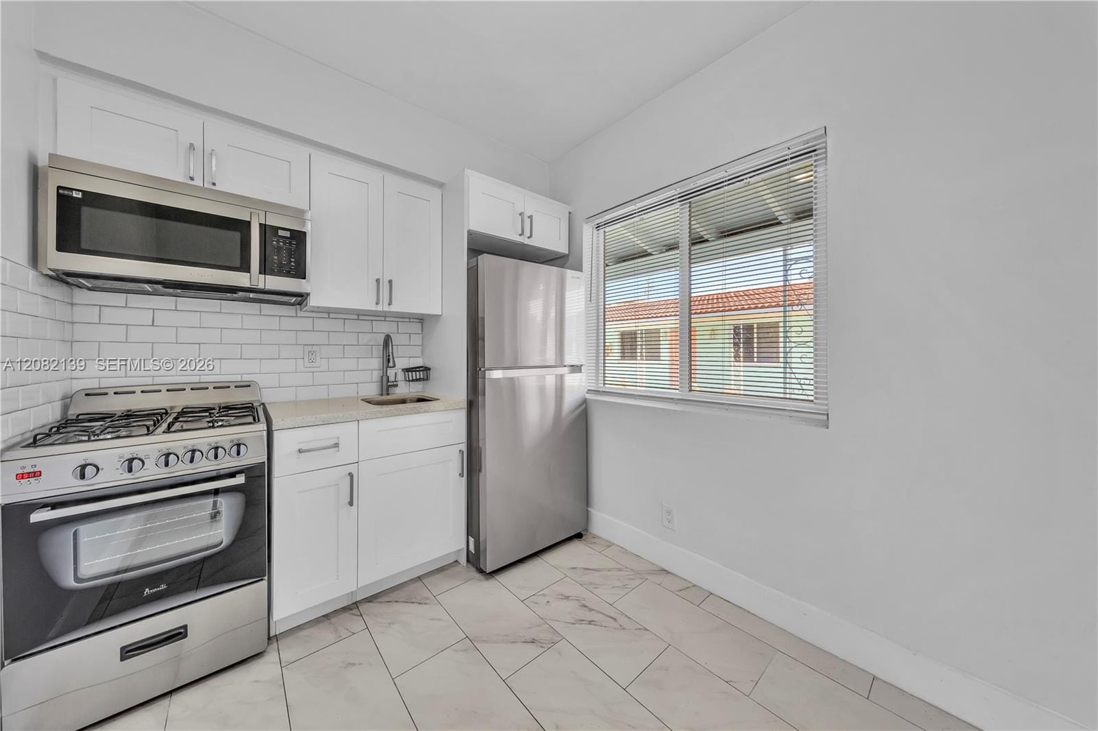 1839 Funston Street 8 — photo 9