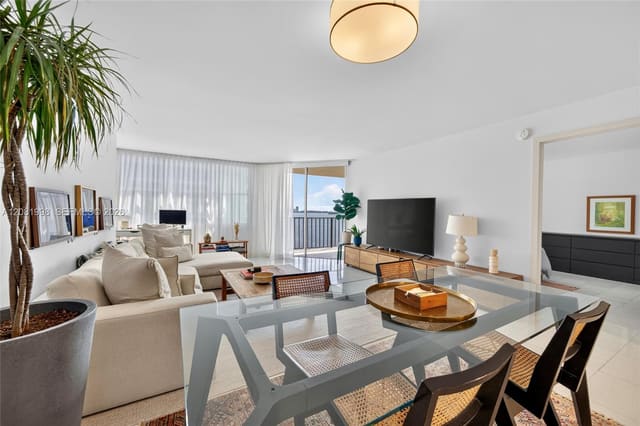 1865 Brickell Avenue A1606, Miami, FL 33129