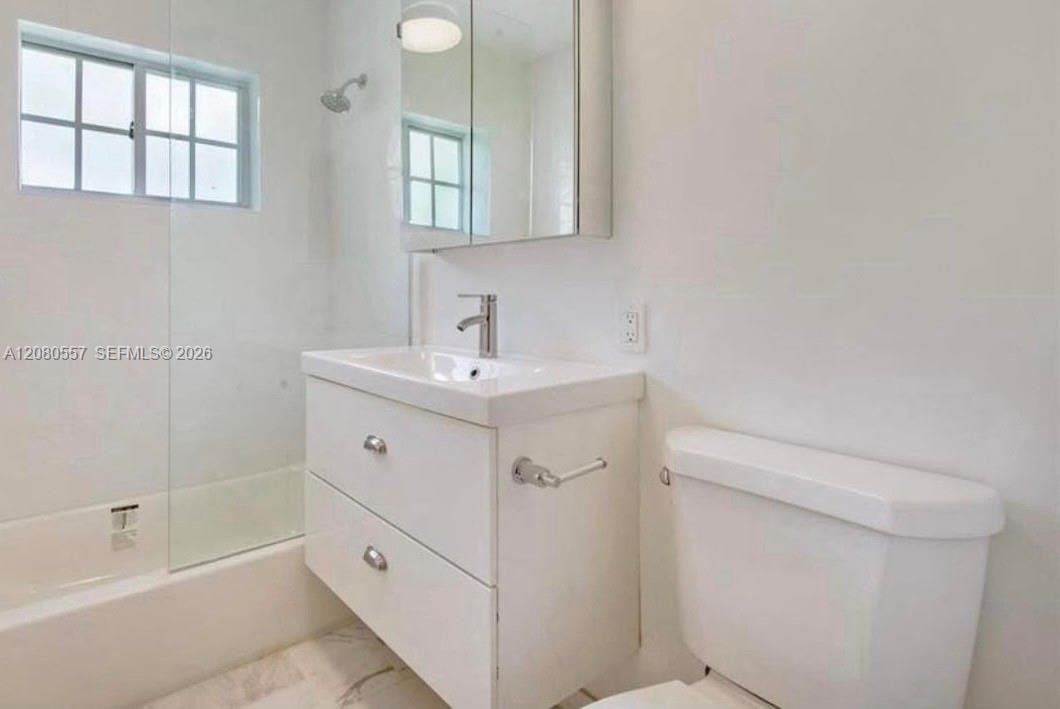 3808 Ponce De Leon Boulevard A — photo 8