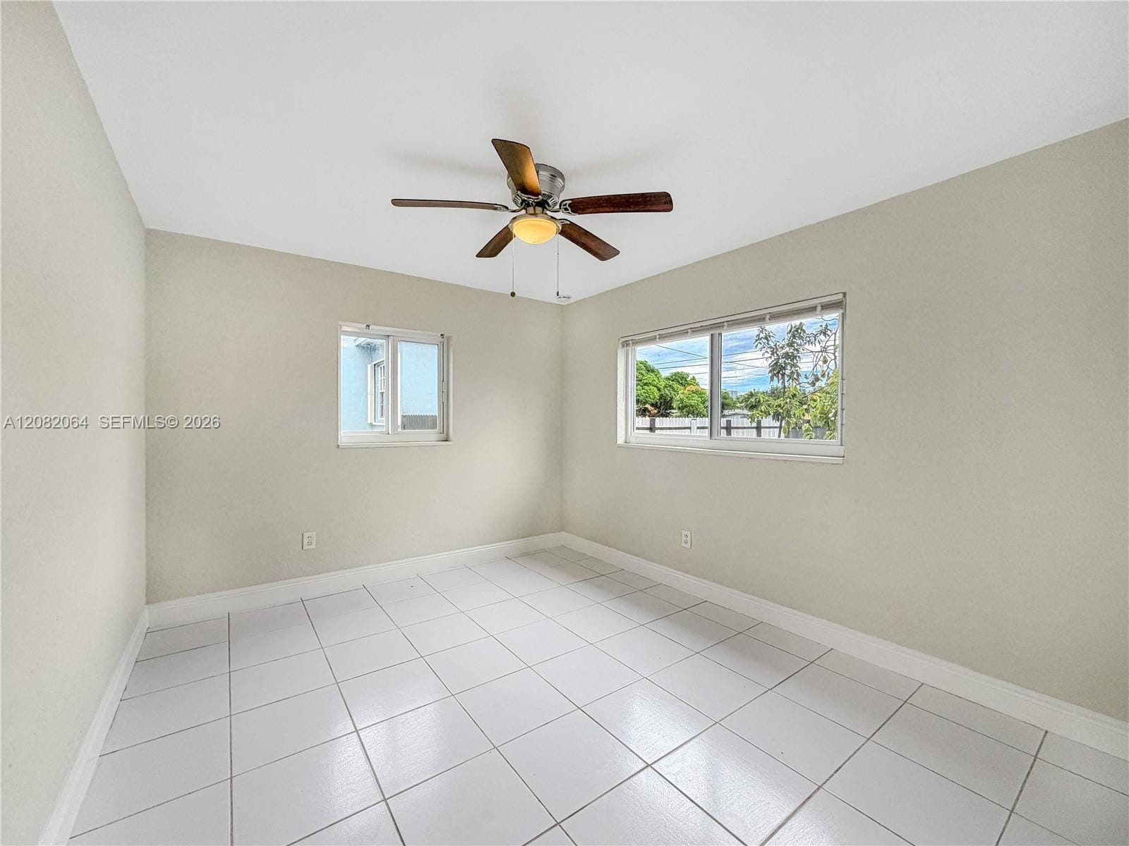 2728 Dewey Street — photo 12