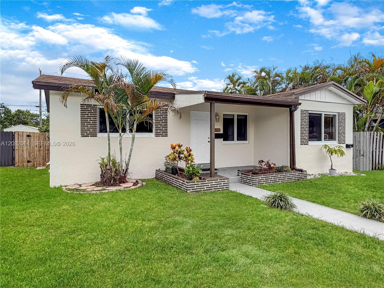 2728 Dewey Street, Hollywood, FL 33020