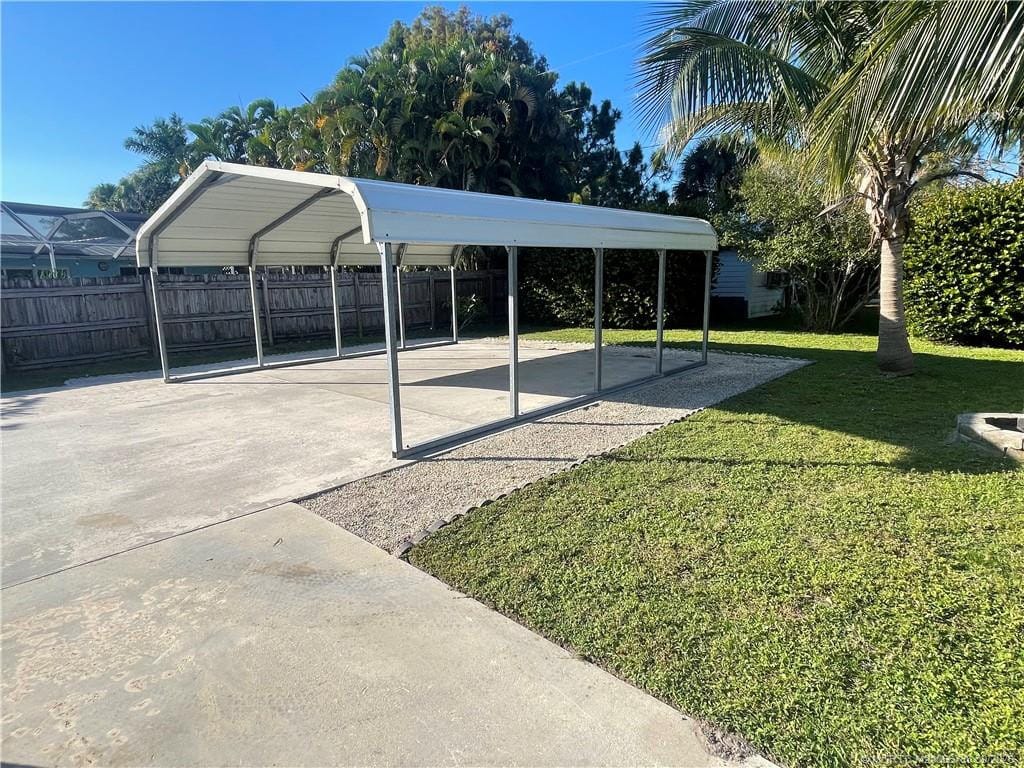885 NW River Shores Boulevard, Stuart, FL 34994 photo 2