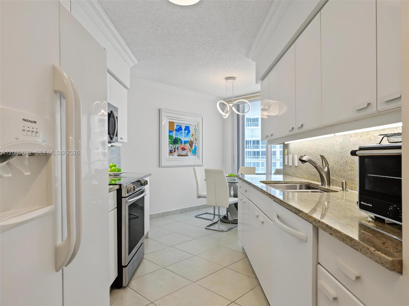 16445 Collins Avenue 825 — photo 8