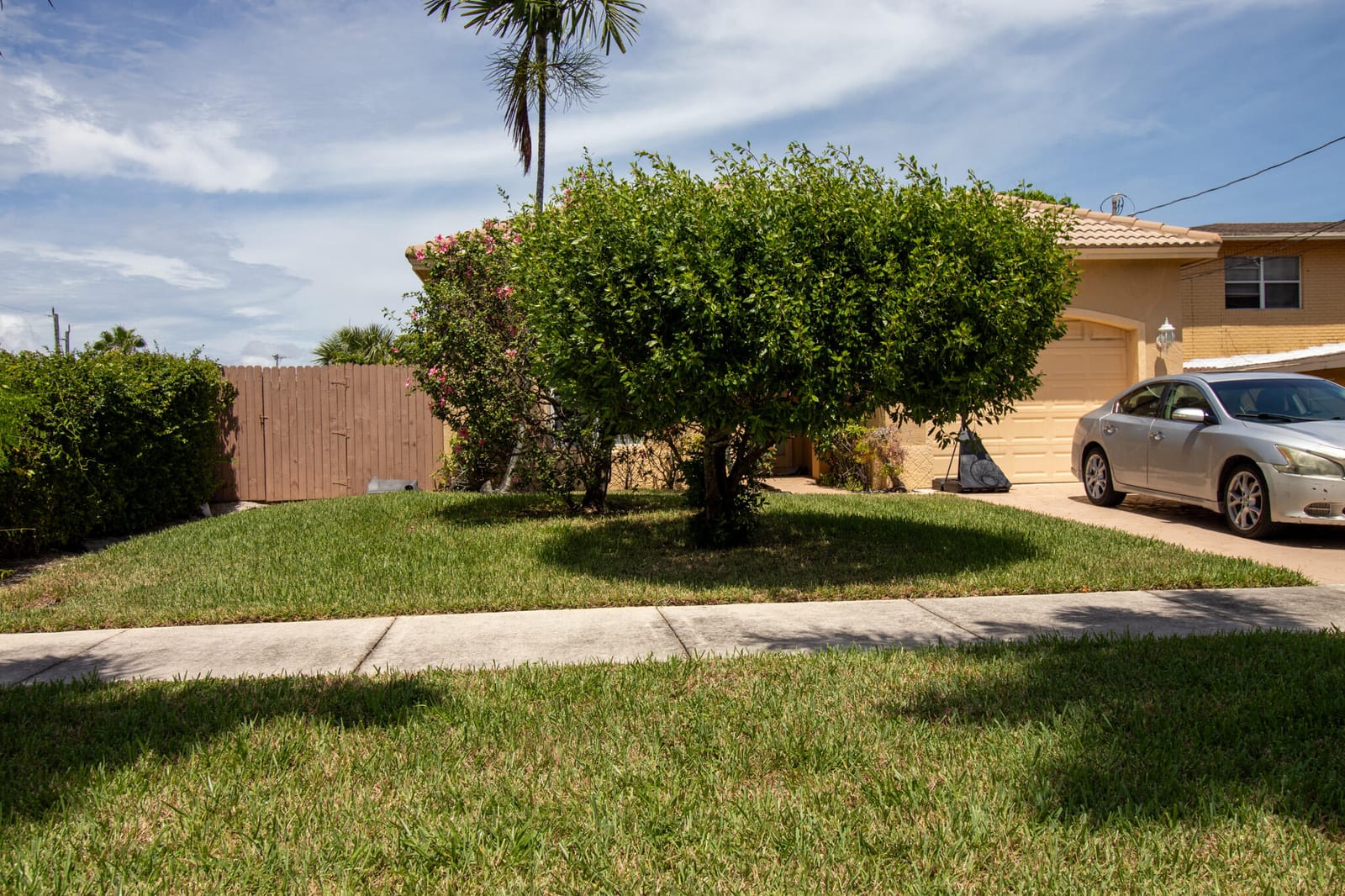 237 SW 8TH Street, Deerfield Beach, FL 33441 photo 3