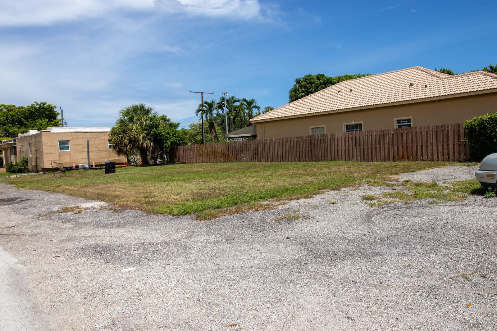 243 SW 8TH Street, Deerfield Beach, FL 33441