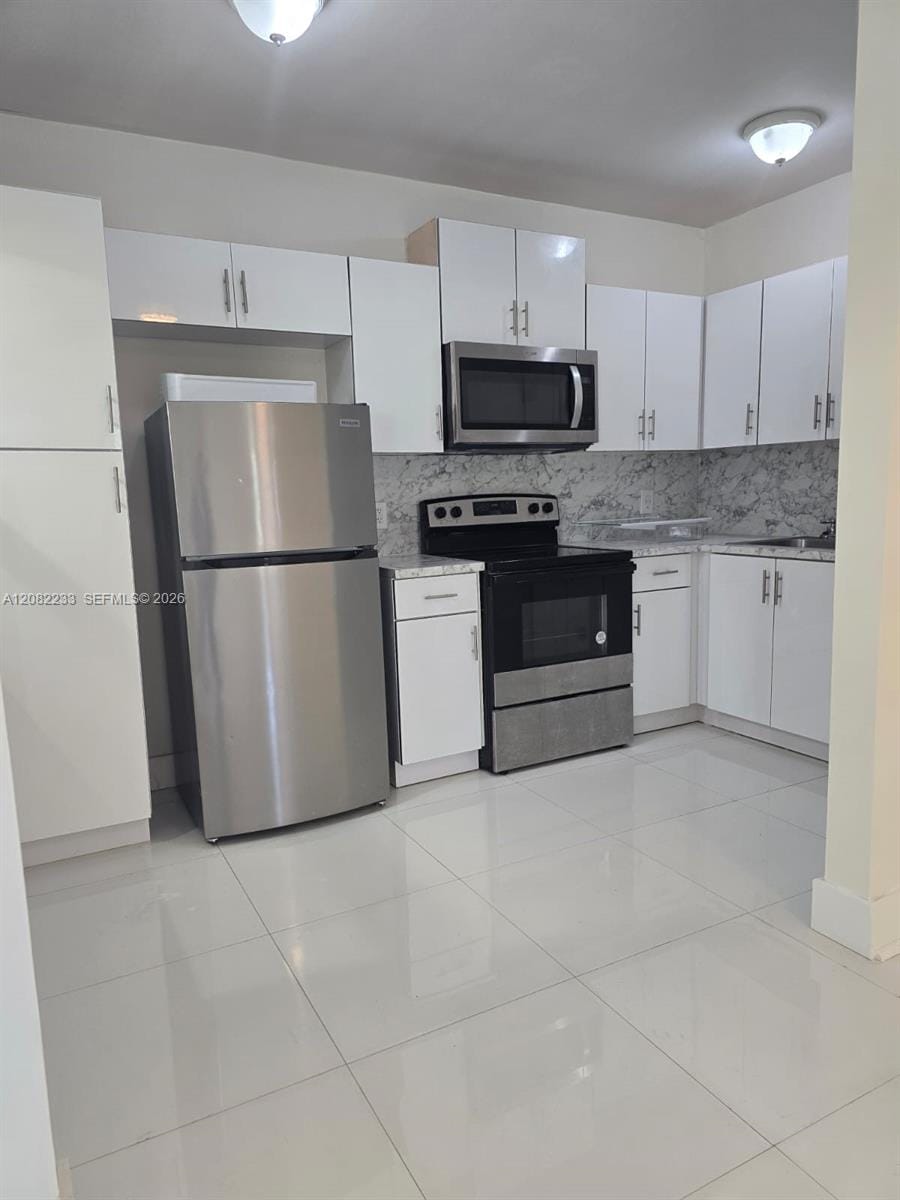 1945 NE 171st Street 3 — photo 3