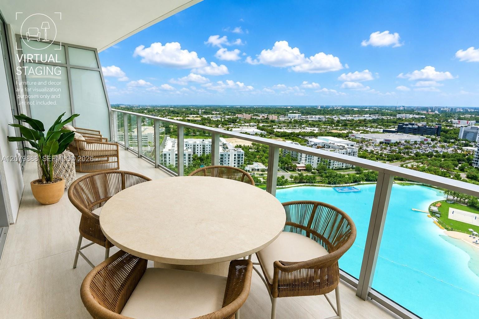 2411 Laguna Circle 810 — photo 10