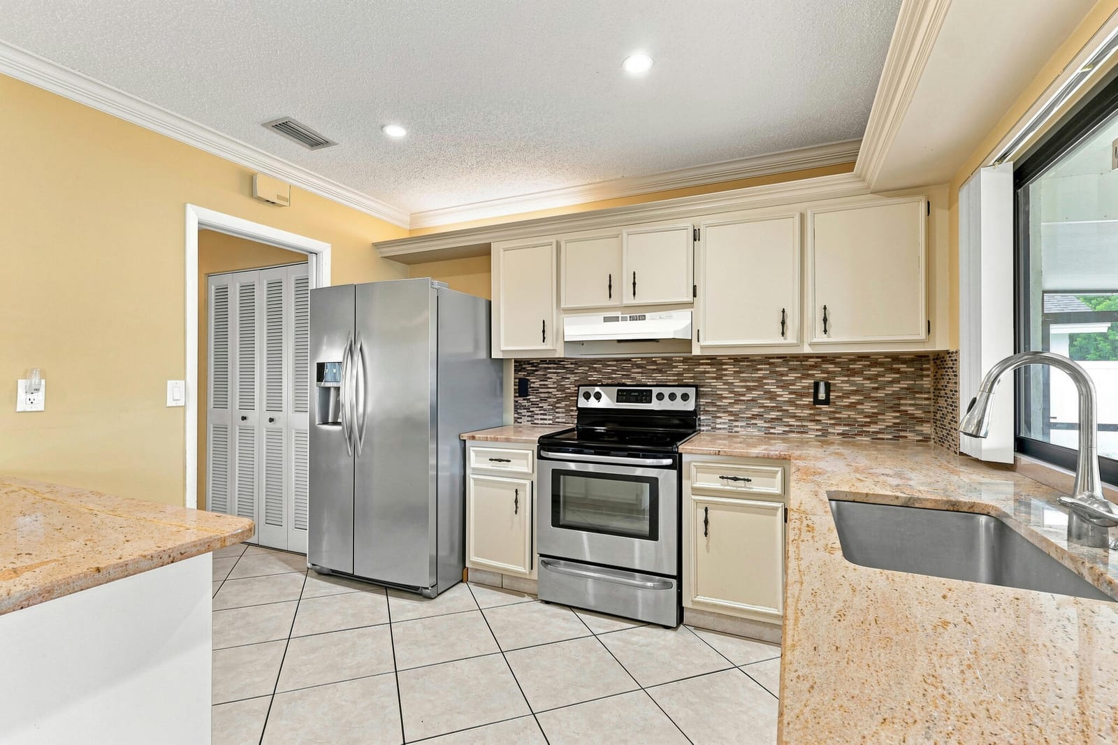 5088 Chelan Way — photo 12