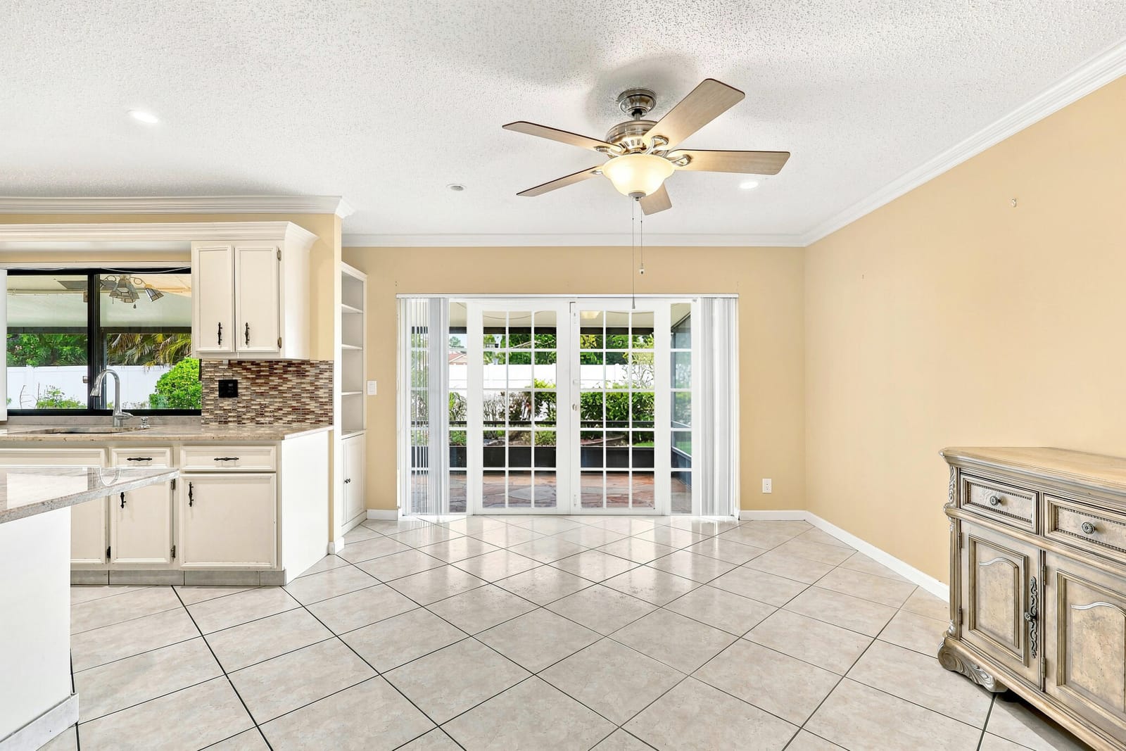 5088 Chelan Way — photo 6