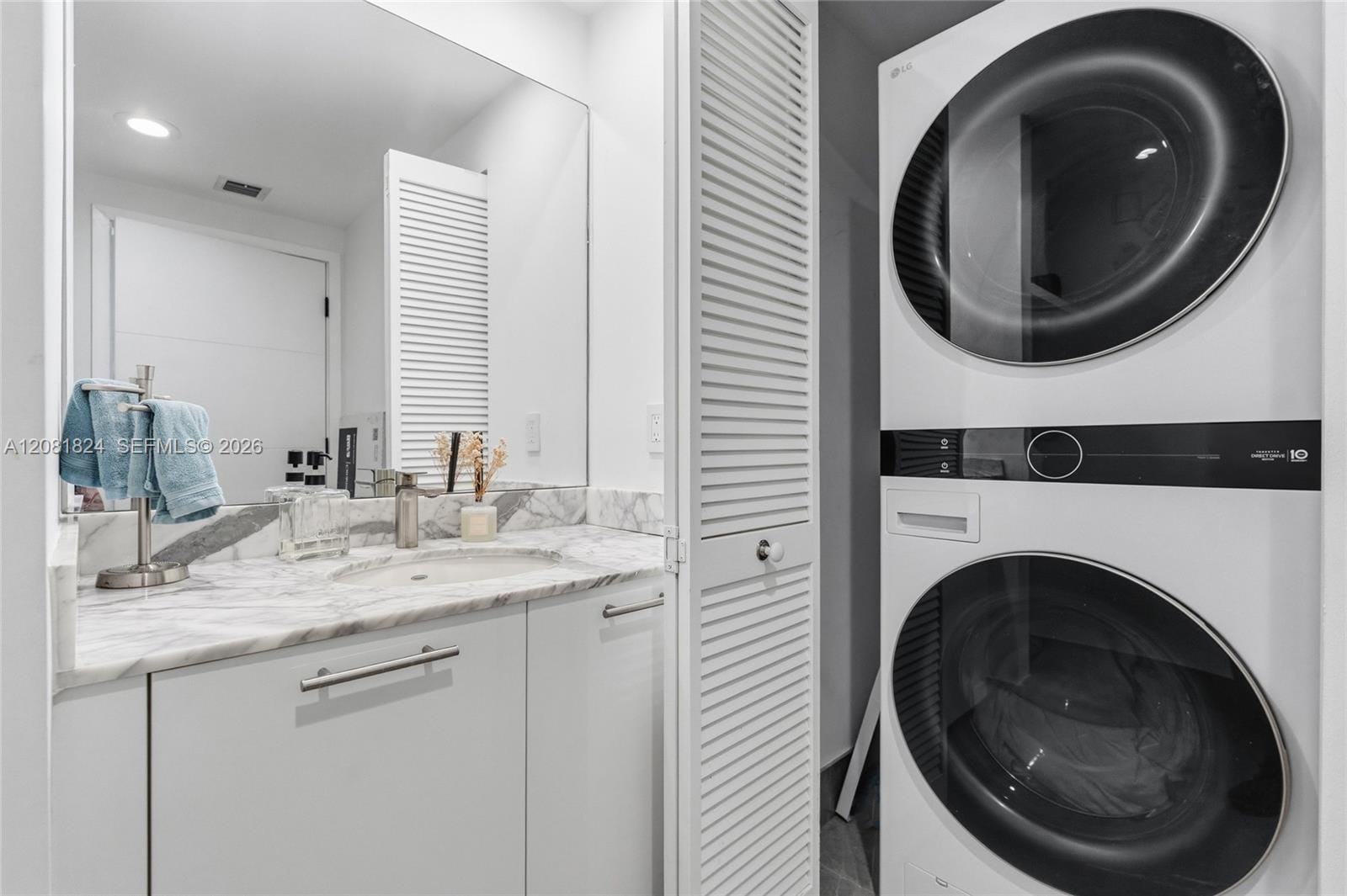 950 Brickell Bay Drive 3111, Miami, FL 33131 photo 16