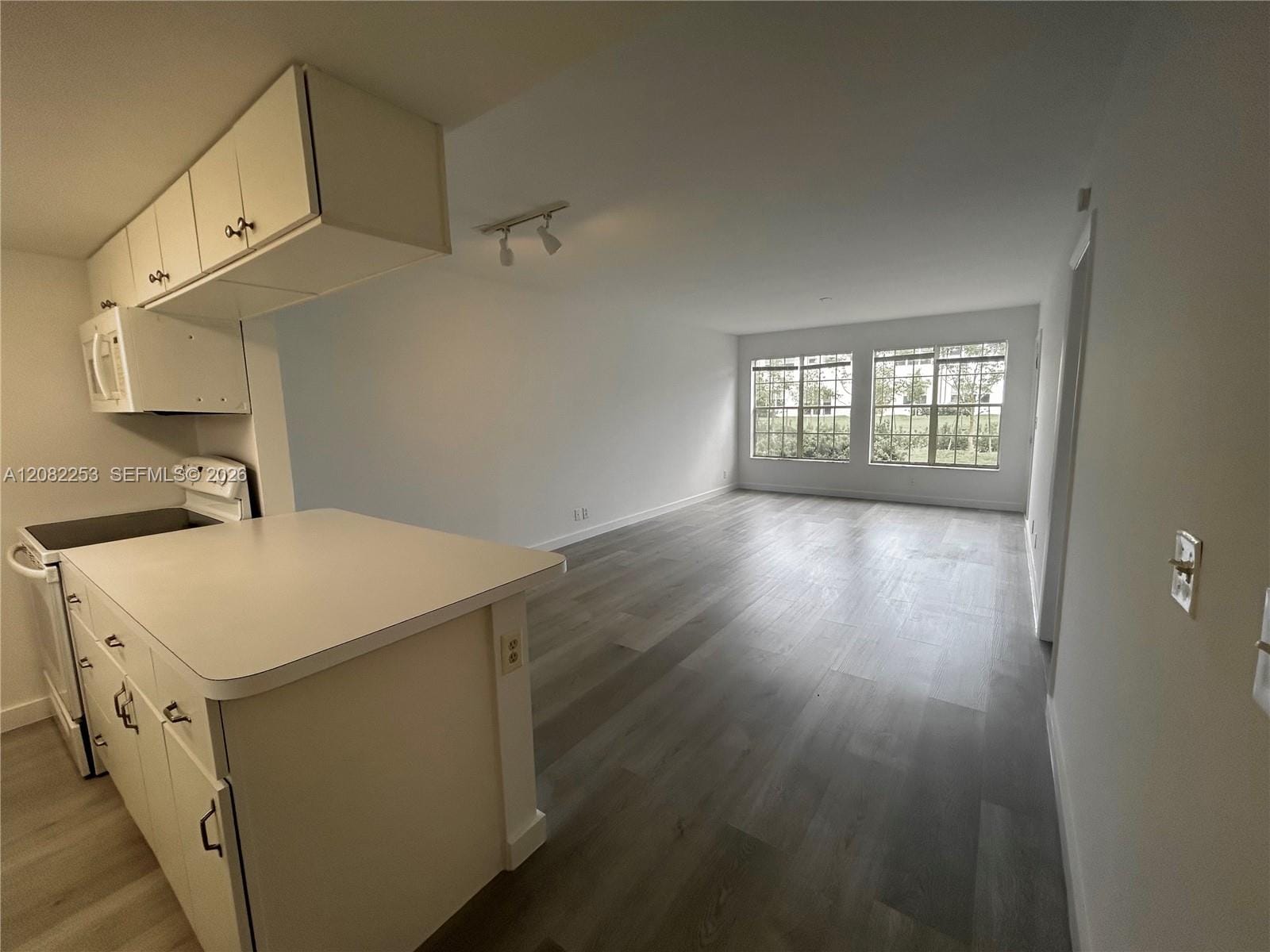 6324 La Costa Drive B — photo 7