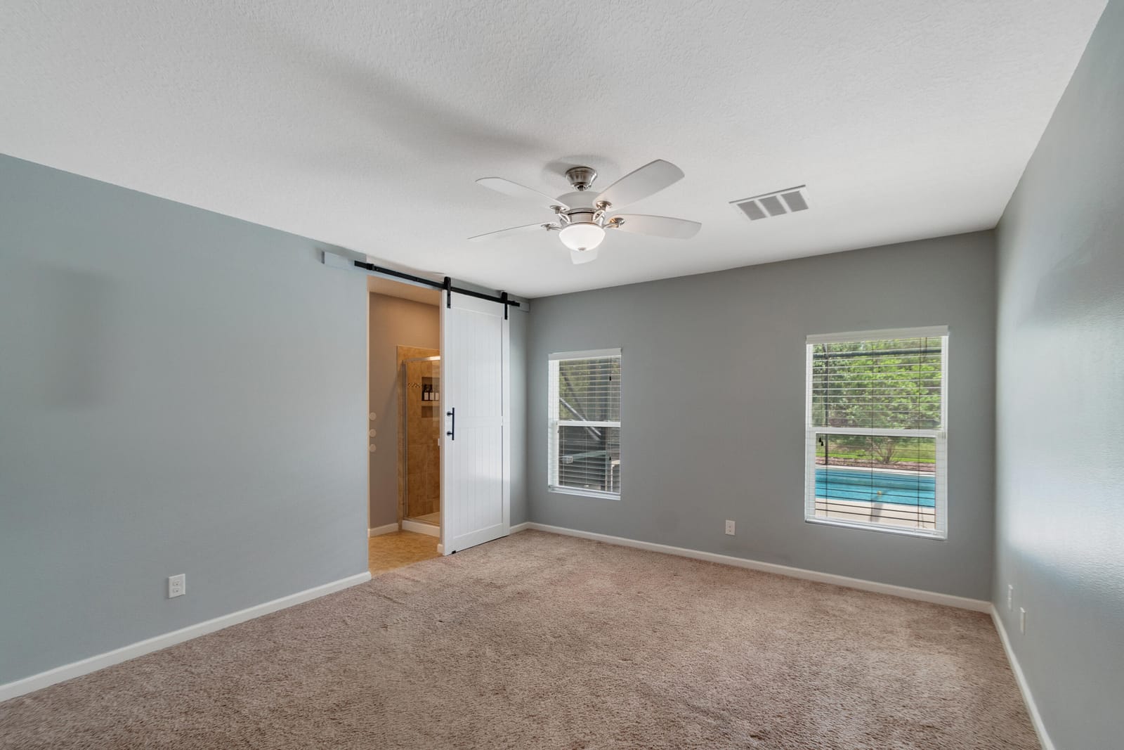 655 VALENCIA Circle SW, Vero Beach, FL 32968 photo 17