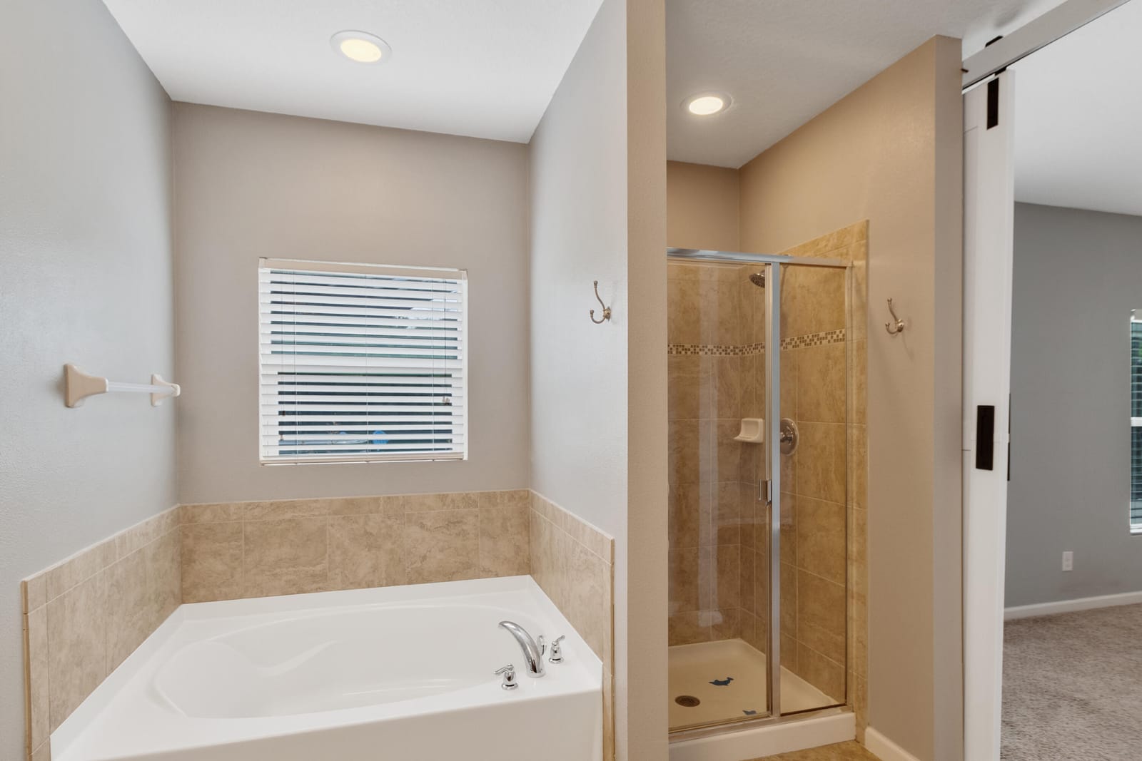655 VALENCIA Circle SW, Vero Beach, FL 32968 photo 18