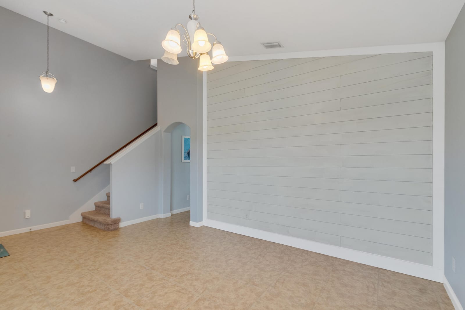 655 VALENCIA Circle SW — photo 9