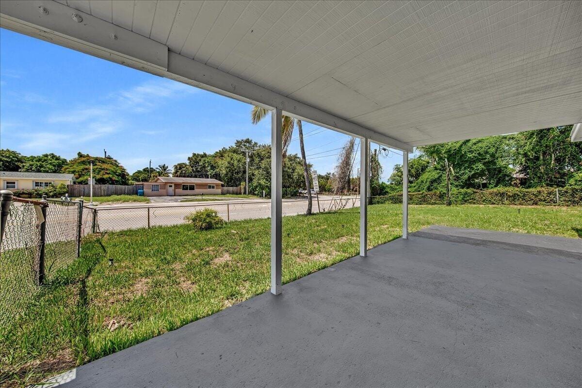 11 NE 28TH Court, Boynton Beach, FL 33435 photo 23