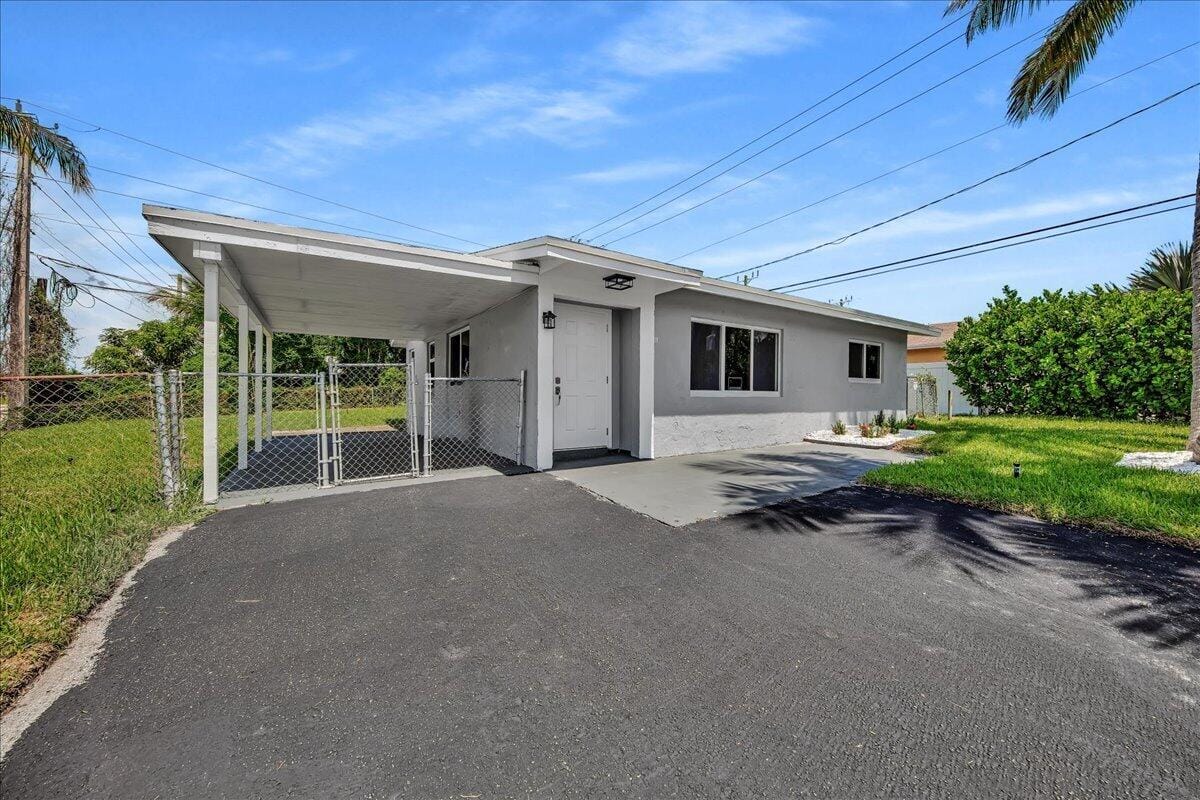11 NE 28TH Court, Boynton Beach, FL 33435
