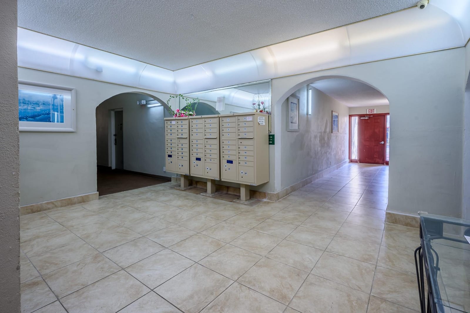 4047 NW 16TH Street 307 — photo 3