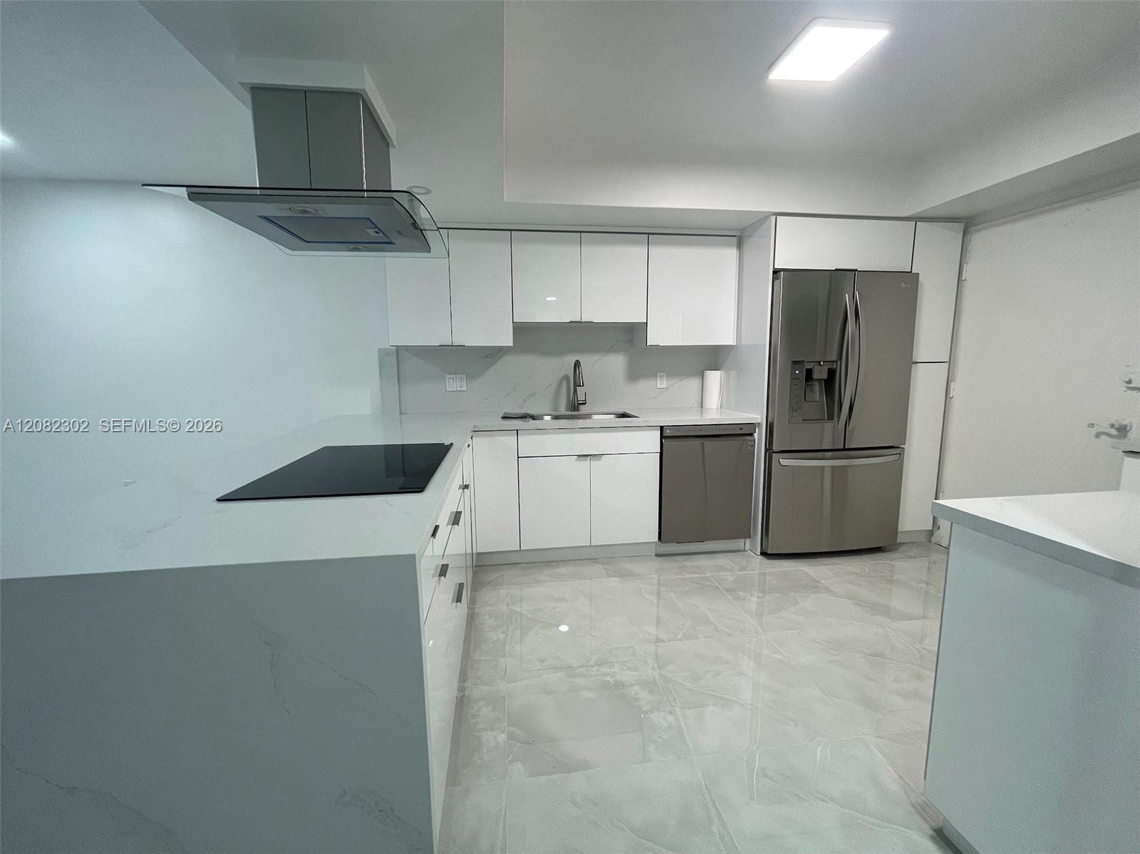 1351 NE Miami Gardens Drive 1202E — photo 4