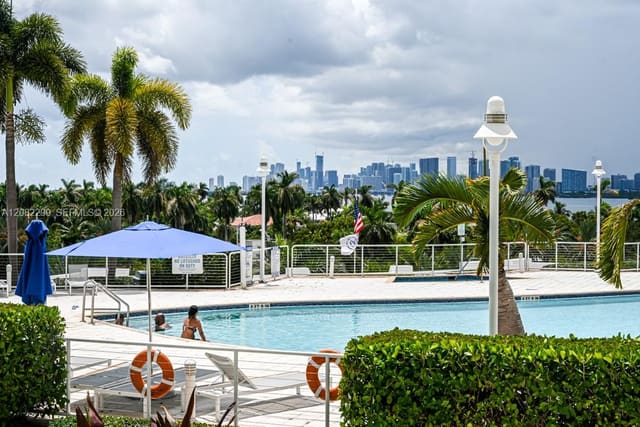 7900 Harbor Island Drive 606, North Bay Village, FL 33141