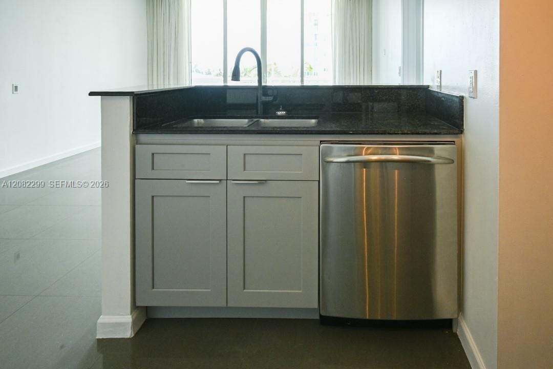 7900 Harbor Island Drive 606 — photo 6