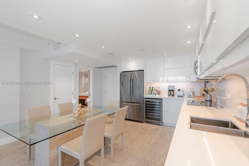 2301 Collins Avenue 738 — photo 11