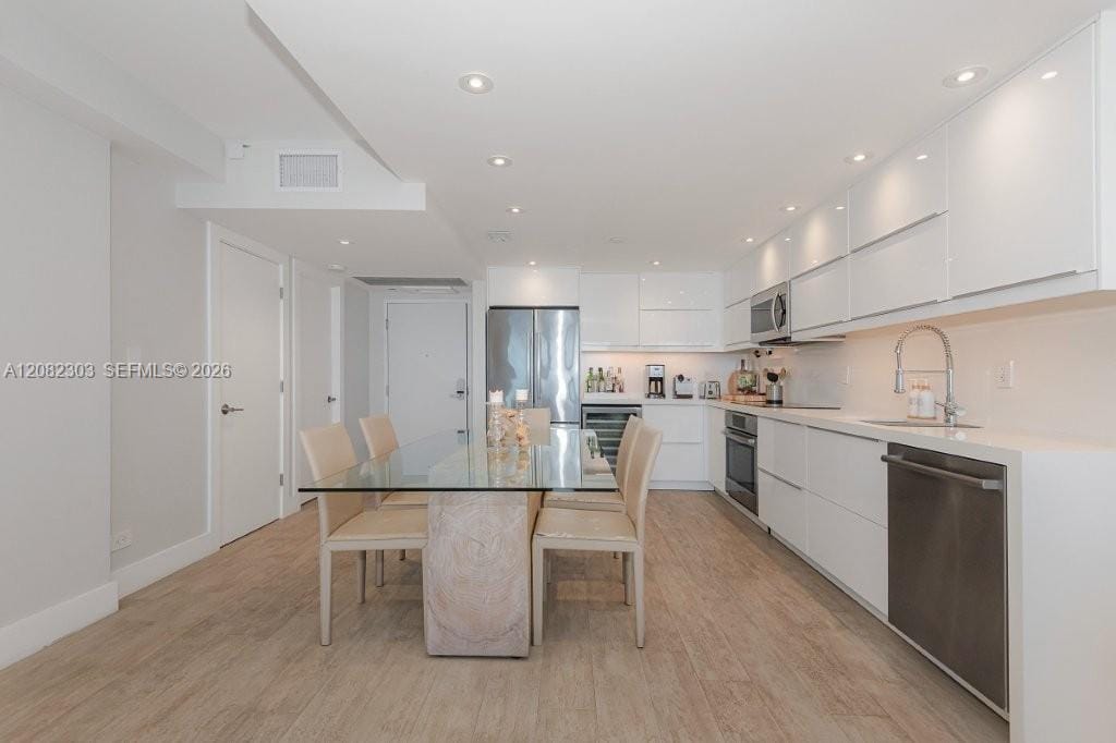 2301 Collins Avenue 738 — photo 10