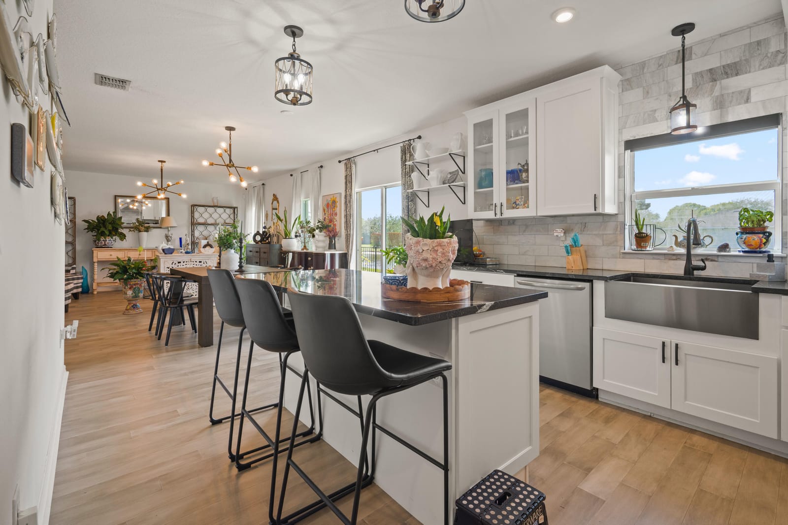 5255 OAKLAND LAKE Circle — photo 8