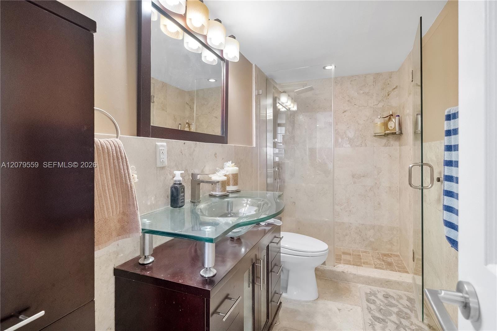 5555 Collins Avenue 14B — photo 12