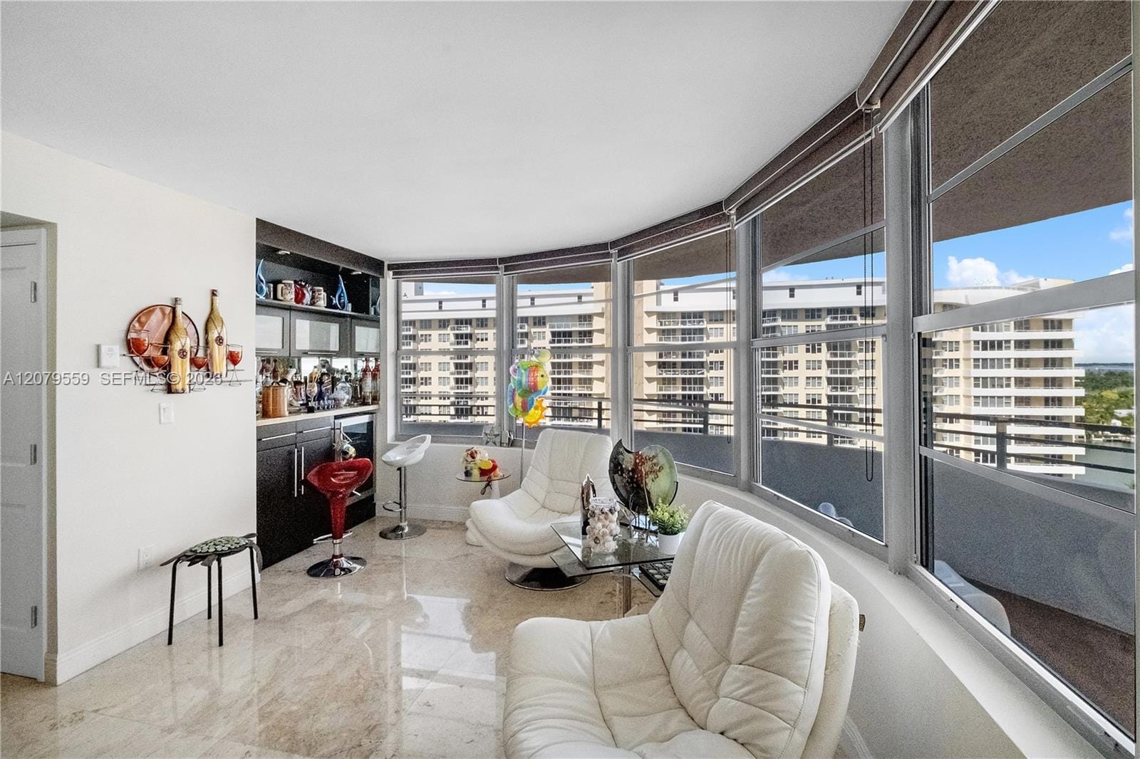 5555 Collins Avenue 14B — photo 3