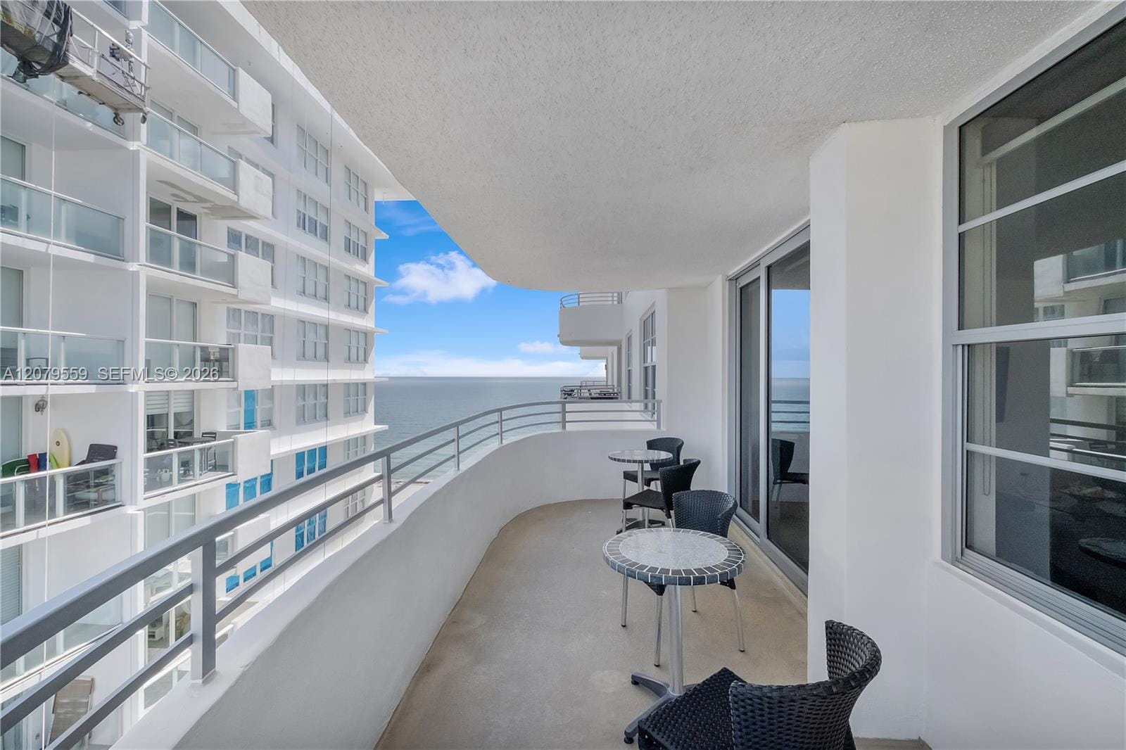5555 Collins Avenue 14B — photo 4