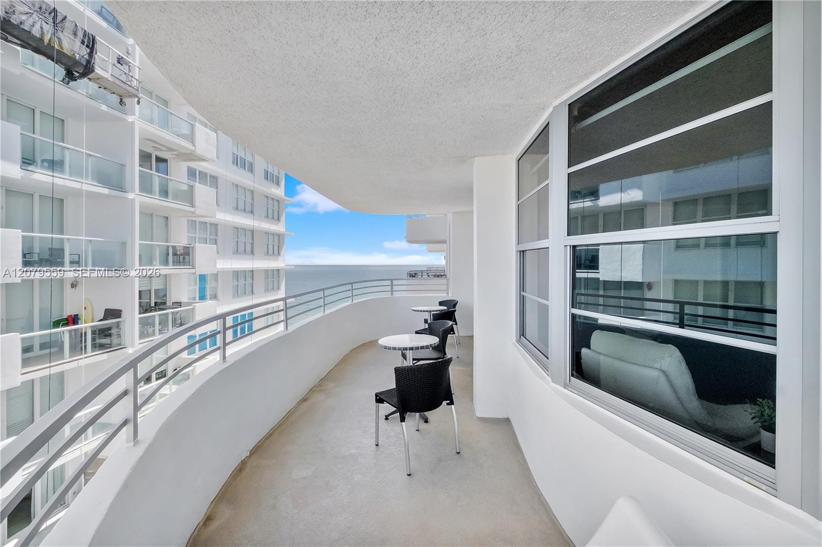 5555 Collins Avenue 14B — photo 7