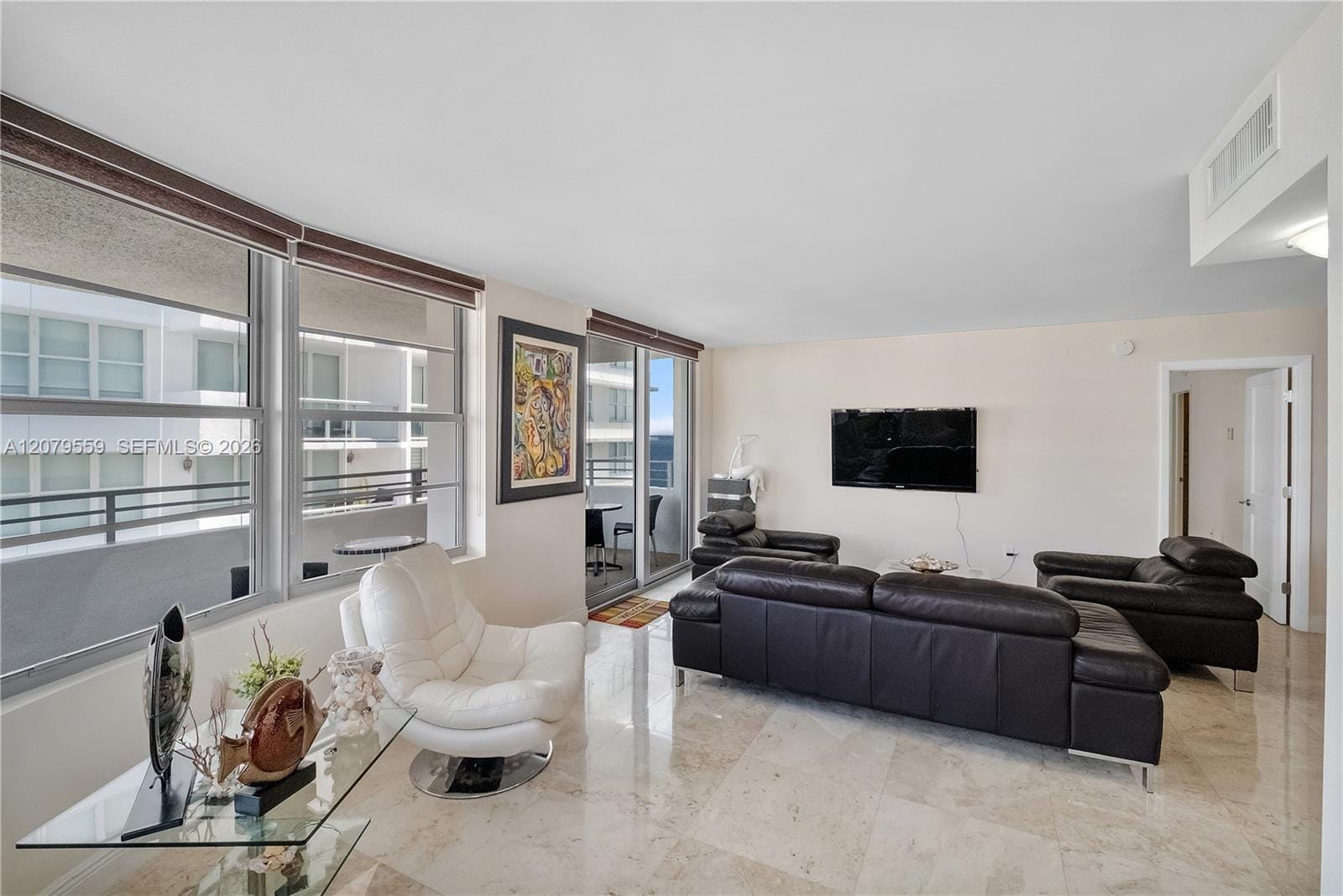 5555 Collins Avenue 14B — photo 9